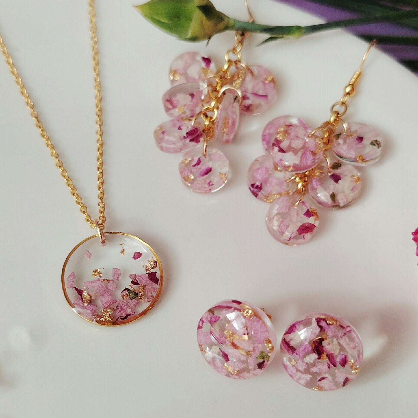 Korut omista kukista: Extra