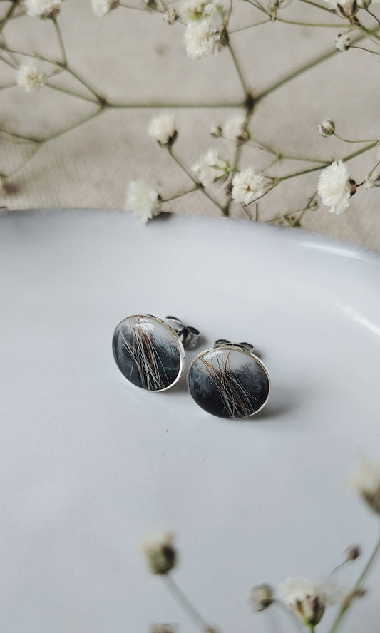 Muistokorut: Nappikorvakorut