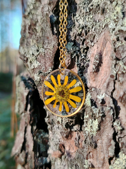 Huovinkukkasetti: riipus ja nappikorvikset